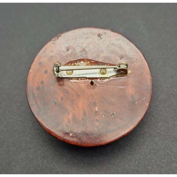Vintage 1960s Wood & Carved Resin Retro Flower Brooch Pin Oval 1.75" - Picture 3 of 4